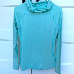 GapFit Hooded Pullover - Small